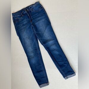 YMI Luxe Stretch Skinny Jean